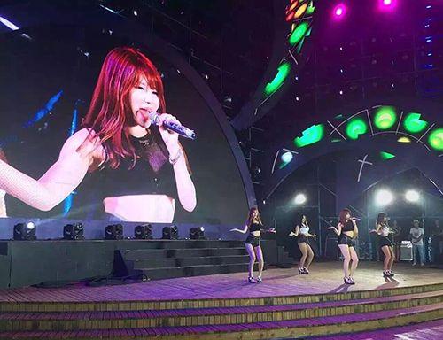 水光潋滟中的异域旋律:当K-pop遇见夏日清凉