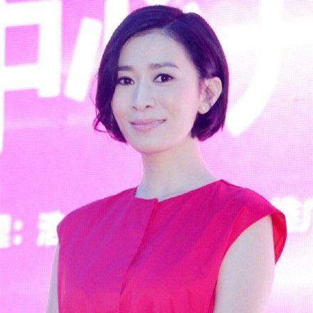 春光里的风华:佘诗曼的演艺美学与人间烟火
