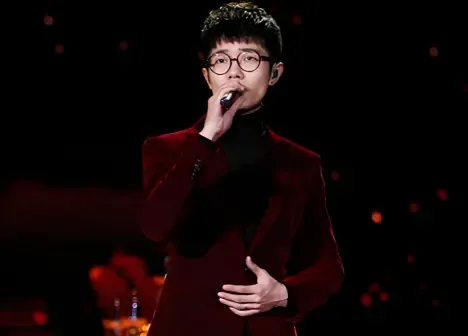 李行亮照片