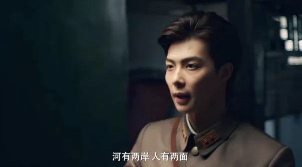张铭恩照片