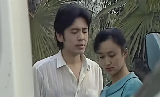 何政军照片